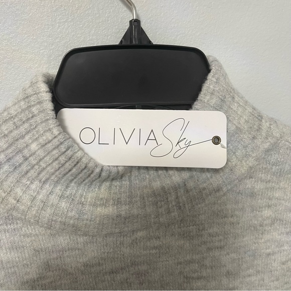 Olivia Sky Fringe Trim Mock Neck Sweater In Light Heather Grey NWT - Reemoly - Picture 8 of 11